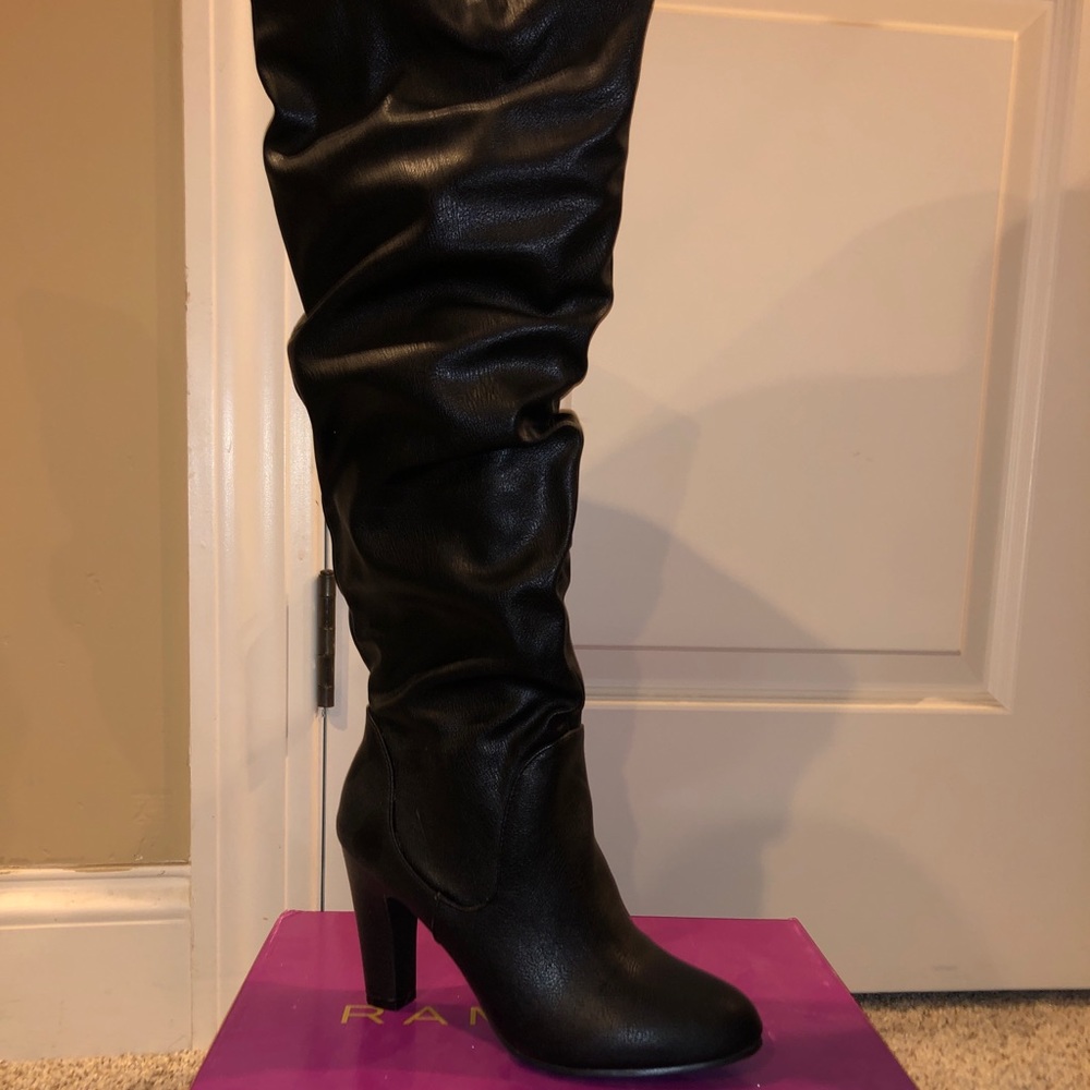 Knee-high black faux leather Rampage boots